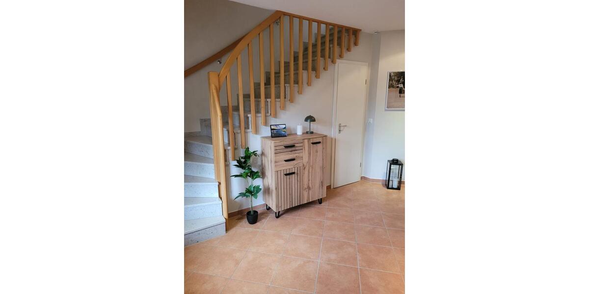 Einfamilienhaus Schneverdingen - 6 Zimmer, 161 m&sup2;, 1.800&euro; | Angebot:25167741