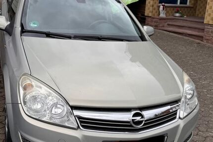 Opel Astra 136.095 km 3.500 &euro; Kirchbrak 37619