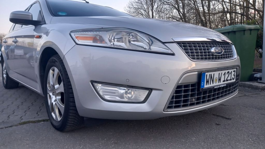 Ford Mondeo 222.000 km 2.590 &euro; Ludwigsburg 71642