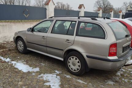 Skoda Octavia 217.000 km 800 &euro; Geisenfeld 85290