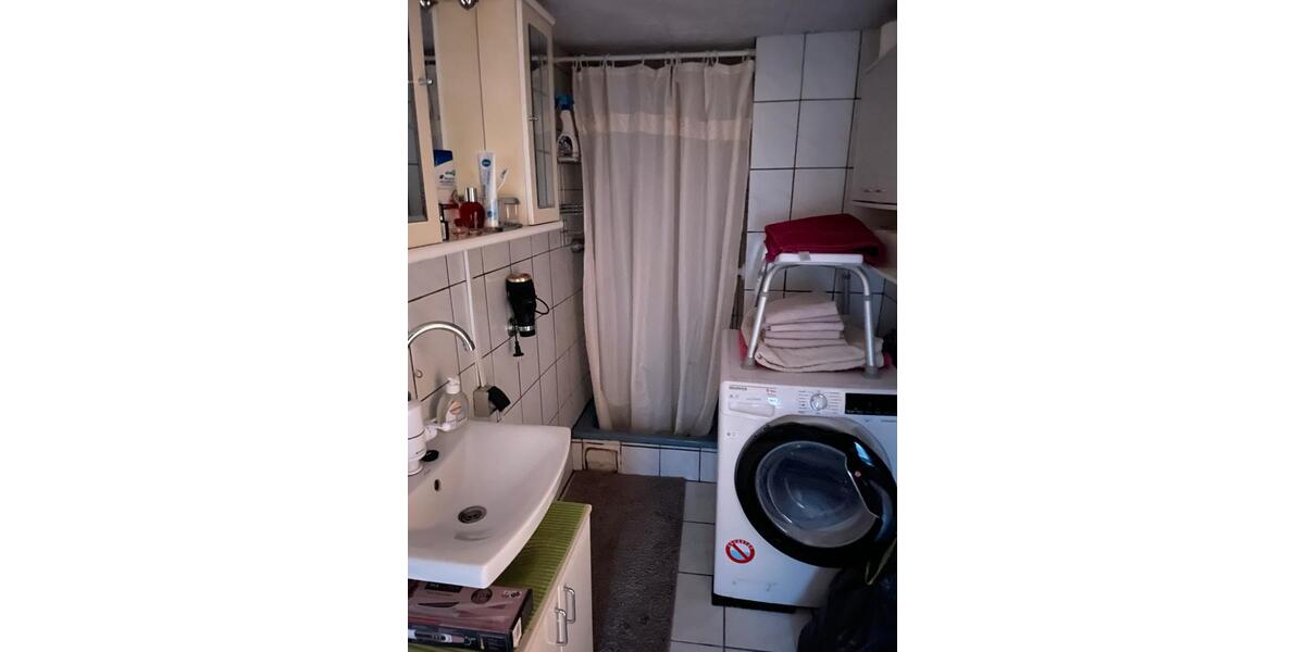 Einfamilienhaus Hecklingen - 4 Zimmer, 100 m&sup2;, 860&euro; | Angebot:24842025
