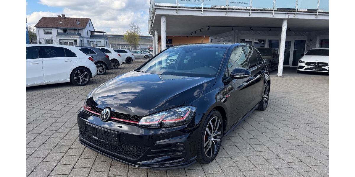 VW Golf 88.900 km 22.900 &euro; Villingen 78048