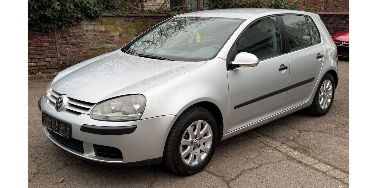 VW Golf 147.600 km 4.950 &euro; Krefeld 47799