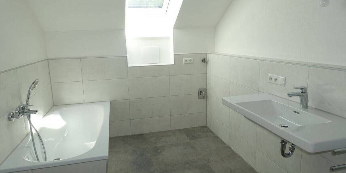 Etagenwohnung Kraiburg - 2 Zimmer, 75 m&sup2;, 945&euro; | Angebot:26820667