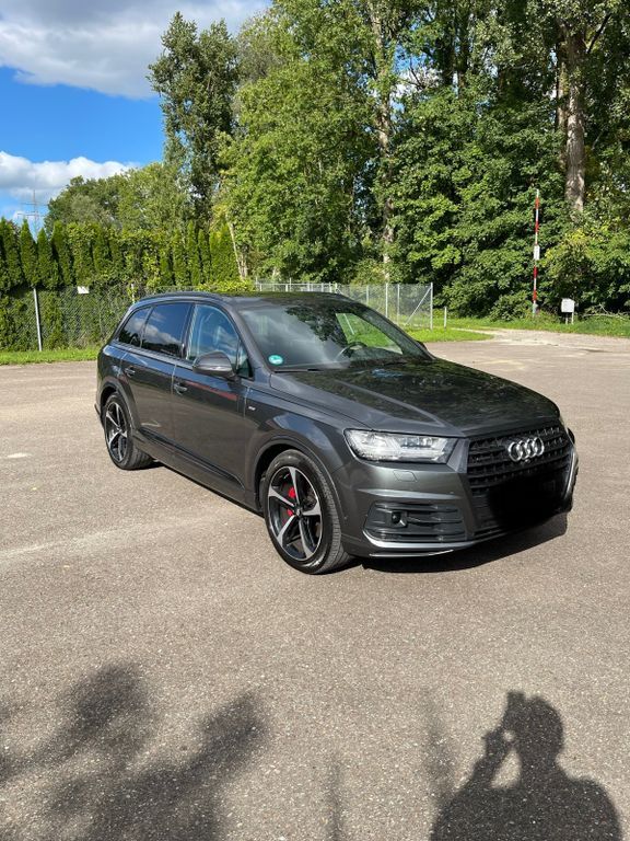 Q7