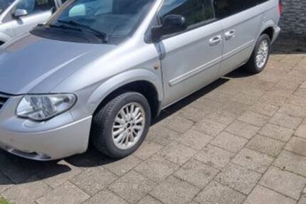 Chrysler Voyager 320.000 km 1.100 &euro; Hütschenhausen 66882
