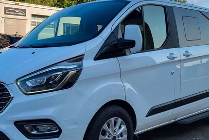 Ford Tourneo Custom 146.911 km 25.999 € Saarlouis 66740