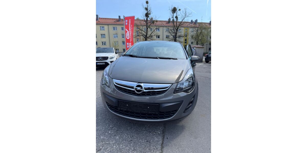 Opel Corsa 15.000 km 6.399 &euro; München 80809