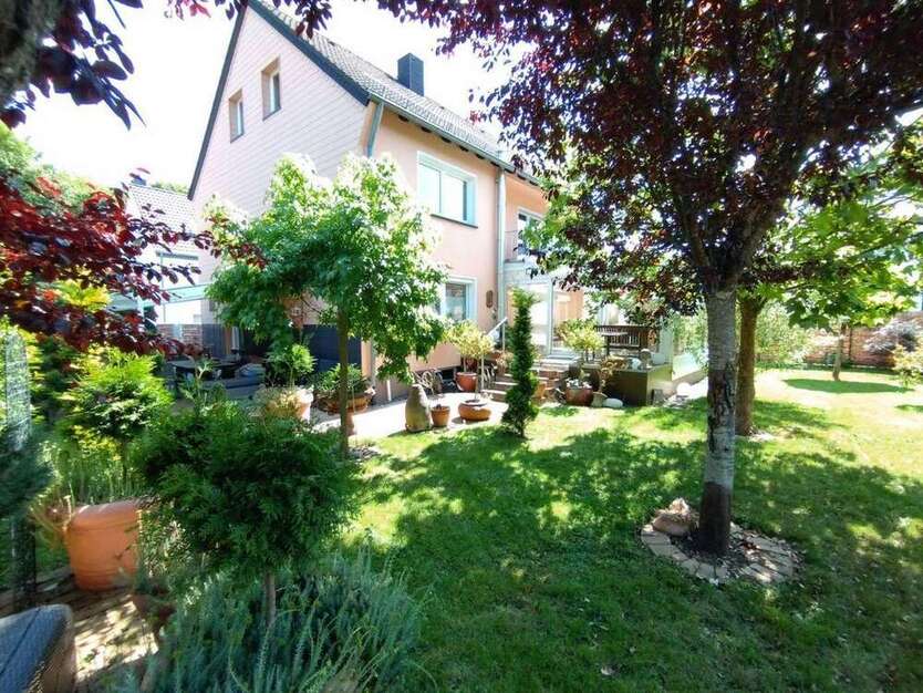Haus zum Mieten in Schleiden 1.750 € 160 m²