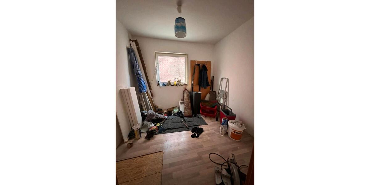 Einfamilienhaus Lalendorf - 6 Zimmer, 150 m&sup2;, 110.000&euro; | Angebot:27085130