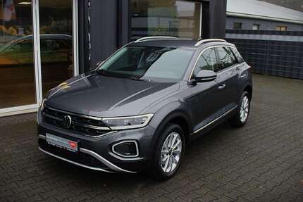VW T-Roc 1.503 km 28.990 &euro; Paderborn 33104