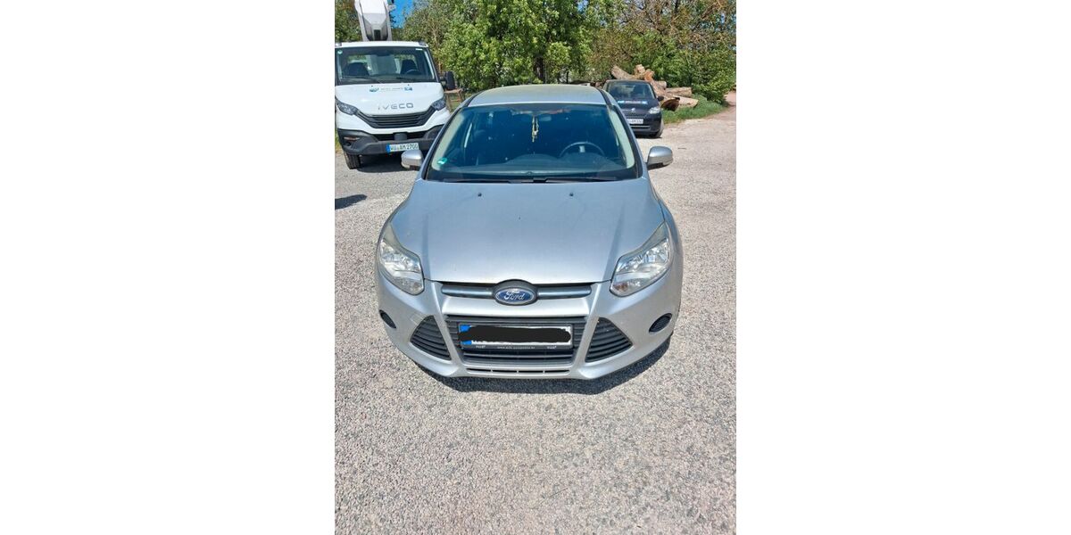 Ford Focus 213.000 km 3.300 &euro; Euerdorf 97717