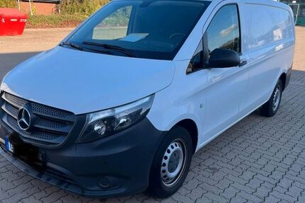 Mercedes-Benz Vito 212.000 km 14.950 € Braunschweig 38102