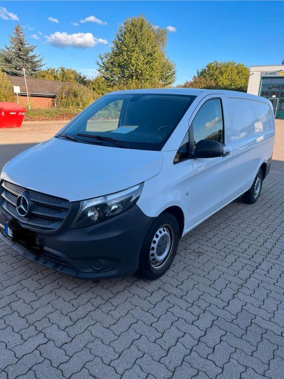 Mercedes-Benz Vito 212.000 km 14.950 € Braunschweig 38102