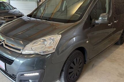 Citroen Berlingo 161.129 km 7.999 € Horhausen 56593