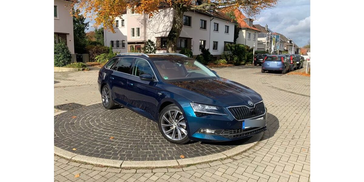 Skoda Superb 63.604 km 20.300 &euro; Mülheim an der Ruhr 45470
