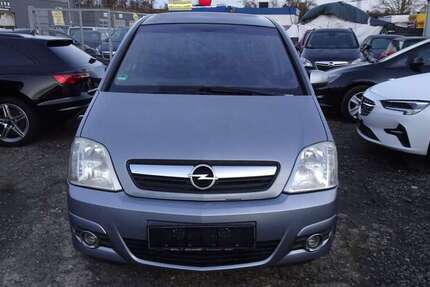 Opel Meriva 139.800 km 2.150 &euro; Düsseldorf 40231