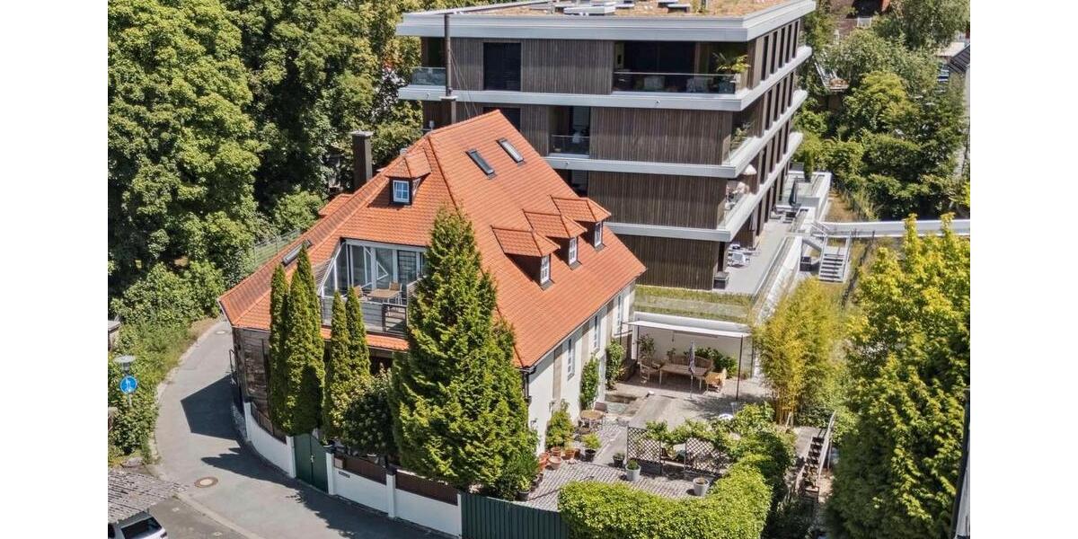 Einfamilienhaus Bayreuth City - 9 Zimmer, 301 m&sup2;, 1.145.000&euro; | Angebot:26019275