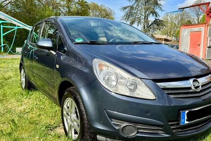 Opel Corsa 196.600 km 2.250 &euro; Bornhöved 24619