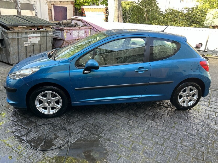 Peugeot 207 65.000 km 5.800 € Meerane 08393