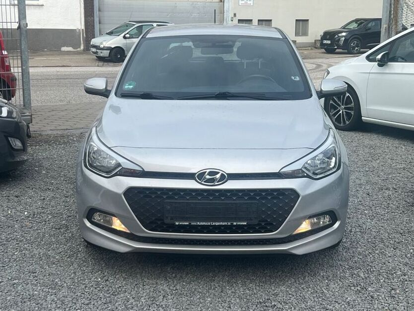 i20
