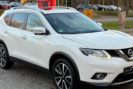 Nissan X-Trail 162.538 km 12.900 &euro; Buxtehude 21614