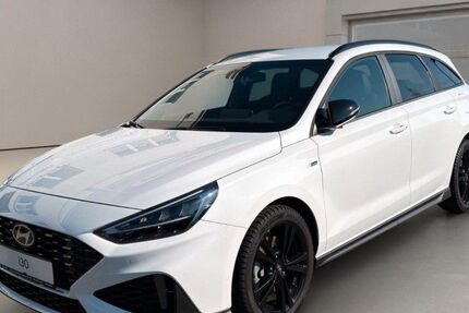 Hyundai i30 7.328 km 30.990 &euro; Eppstein 65817