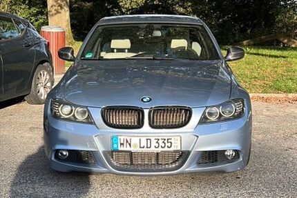 BMW 335