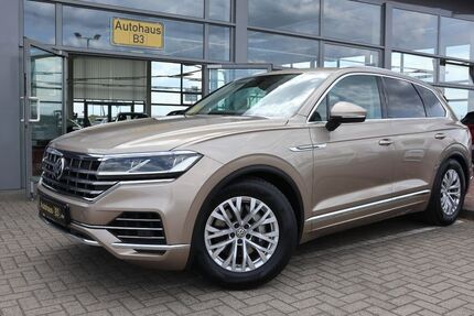 VW Touareg 149.895 km 29.990 &euro; Bergen 29303