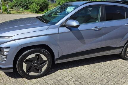 Hyundai KONA Elektro 39.785 km 29.800 &euro; Hambühren 29313