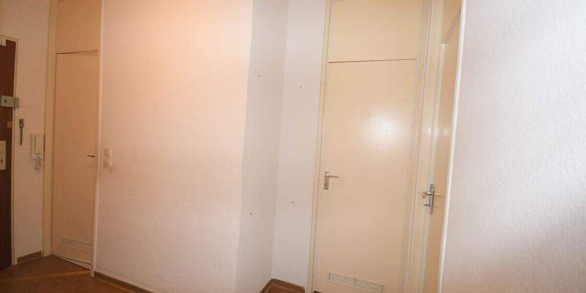 Hier haben Sie alles- Komfort, Ruhe, Schwimmbad & Sauna, Blick ins Grüne und doch zentral! 2 zimmer