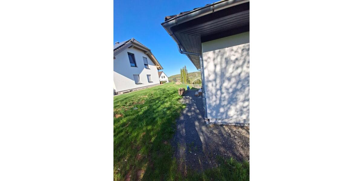 Einfamilienhaus Schwalmstadt - 4 Zimmer, 120 m&sup2;, 1.250&euro; | Angebot:26354201