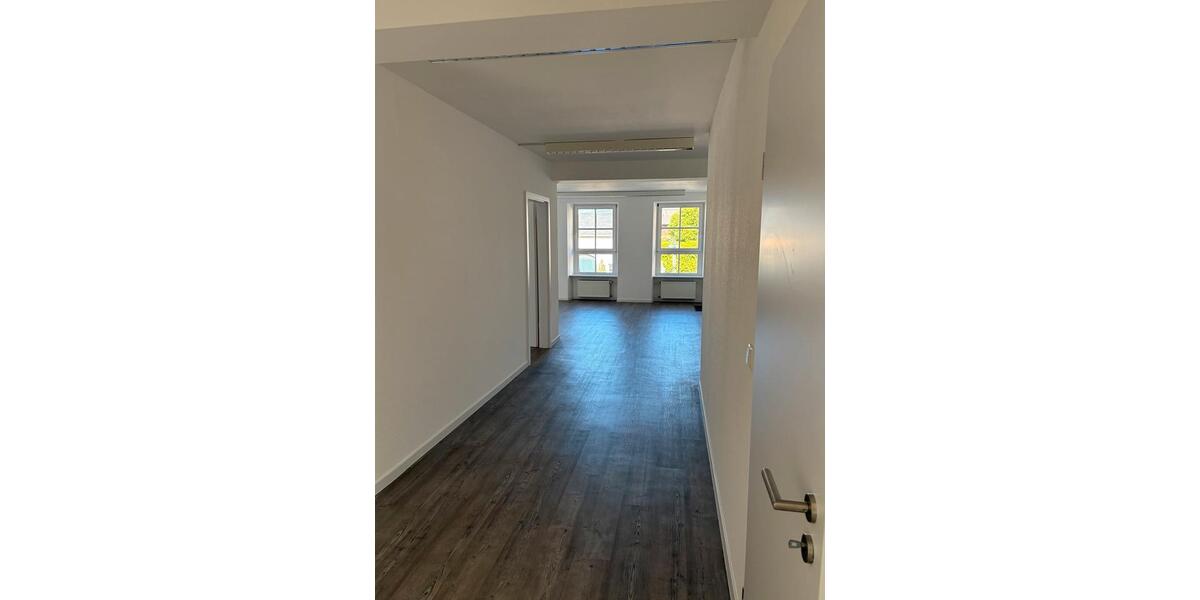 Etagenwohnung Schweich - 3 Zimmer, 108 m&sup2;, 1.100&euro; | Angebot:26403598
