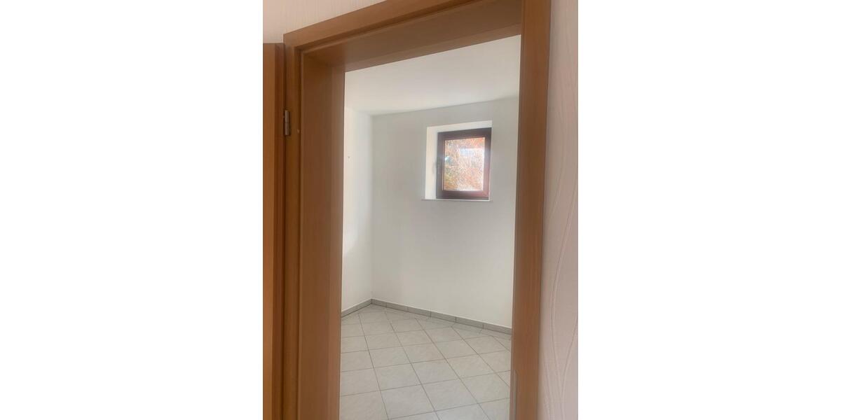 Einfamilienhaus Jüterbog - 7 Zimmer, 147 m&sup2;, 249.000&euro; | Angebot:20011734