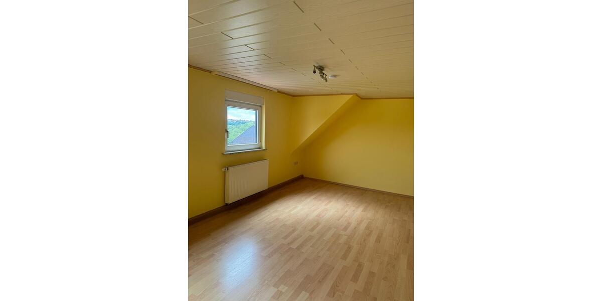 Etagenwohnung Pirmasens Niedersimten - 3 Zimmer, 63 m&sup2;, 400&euro; | Angebot:26416153