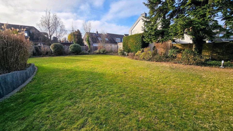 Einfamilienhaus Kerpen Balkhausen - 6 Zimmer, 170 m&sup2;, 2.150&euro; | Angebot:24833341