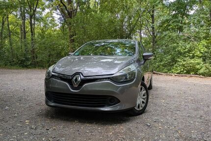 Renault Clio 217.000 km 3.000 € Frankfurt am Main 60316