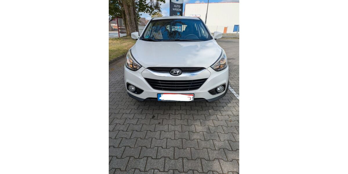 Hyundai ix35 107.000 km 8.200 &euro; Rheine 48429