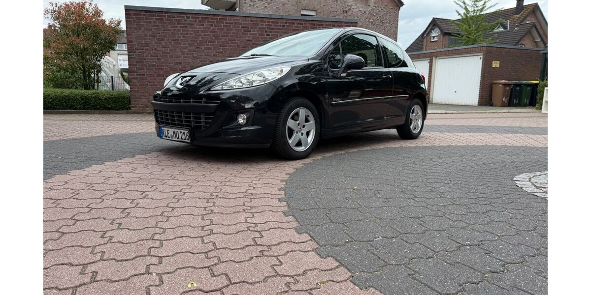 Peugeot 207 169.902 km 1.999 &euro; Kevelaer 47623