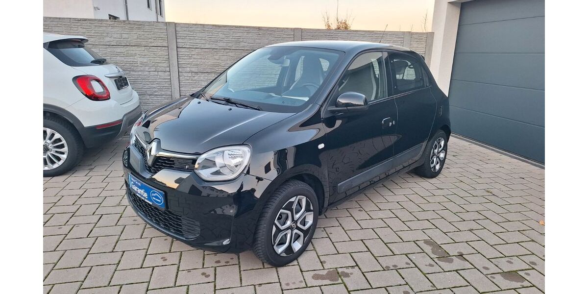 Renault Twingo 74.800 km 8.950 &euro; Mannheim 68307