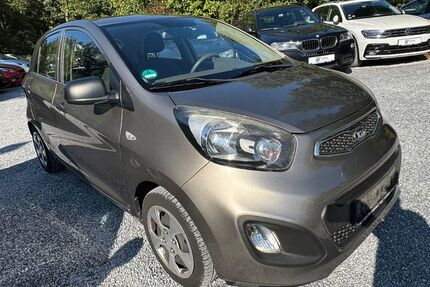 Kia Picanto 204.000 km 2.999 € Detmold 32758
