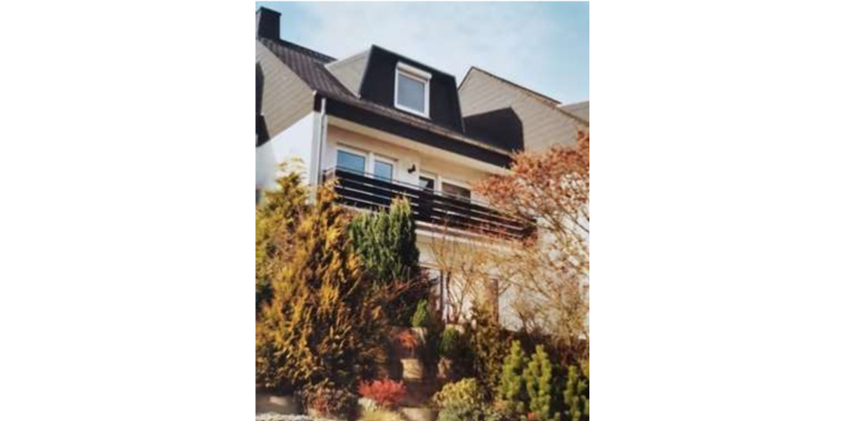 Reihenhaus in Usingen-Eschbach mit Fernblick von privat 6 zimmer