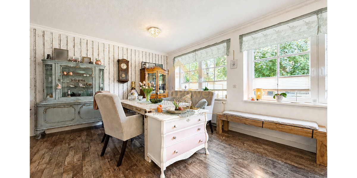 Modernisiertes Platzwunder im Split-Level-Stil – ideal für Familien - Reihenendhaus Kellinghusen | Angebot:27191369
