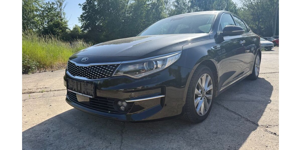 Kia Optima 141.903 km 10.499 &euro; Chemnitz 09114