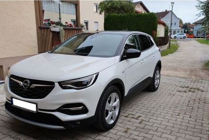 Opel Grandland (X) 72.000 km 13.000 &euro; Ihrlerstein 93346