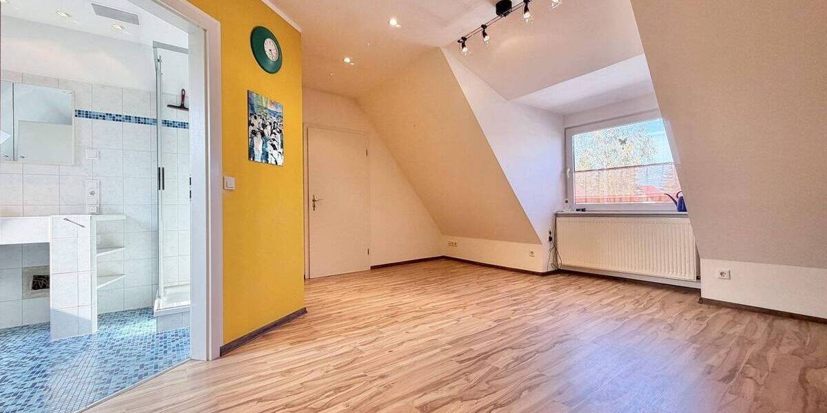 Einfamilienhaus Leegebruch - 7 Zimmer, 295 m&sup2;, 460.000&euro; | Angebot:26276672