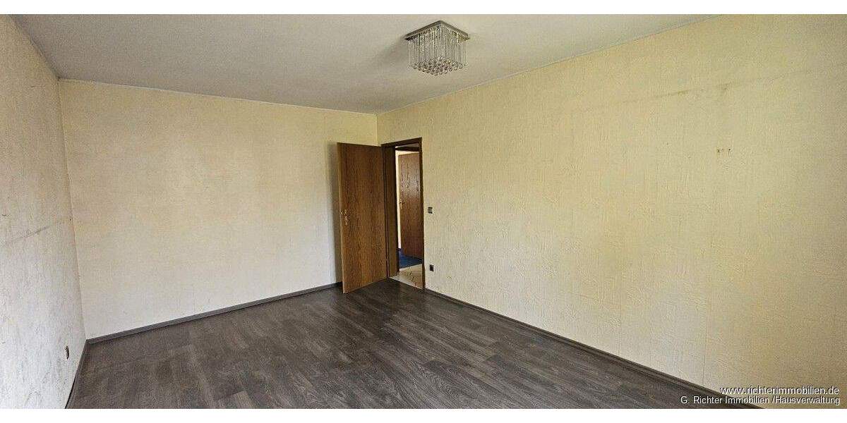 Einfamilienhaus Brand-Erbisdorf / Oberreichenbach Oberreichenbach - 7 Zimmer, 108 m&sup2;, 200.000&euro; | Angebot:25385493