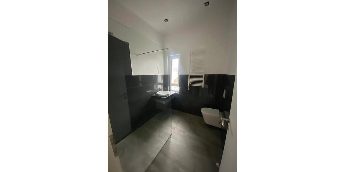 Dachgeschoßwohnung Hanau - 3 Zimmer, 114 m&sup2;, 1.590&euro; | Angebot:24356593