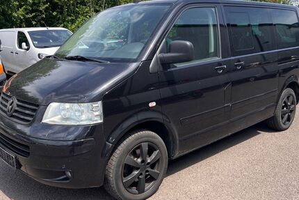 VW T5 Transporter 304.000 km 9.750 &euro; Völklingen 66333