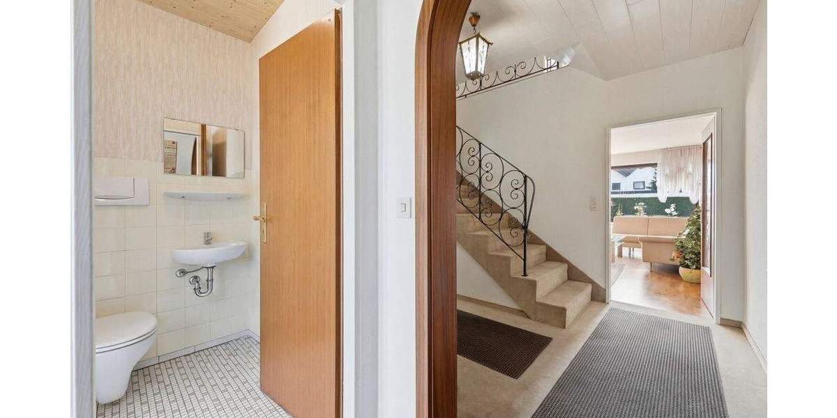 Reihenendhaus Augsburg Hochzoll - 5 Zimmer, 135 m&sup2;, 649.000&euro; | Angebot:25895945